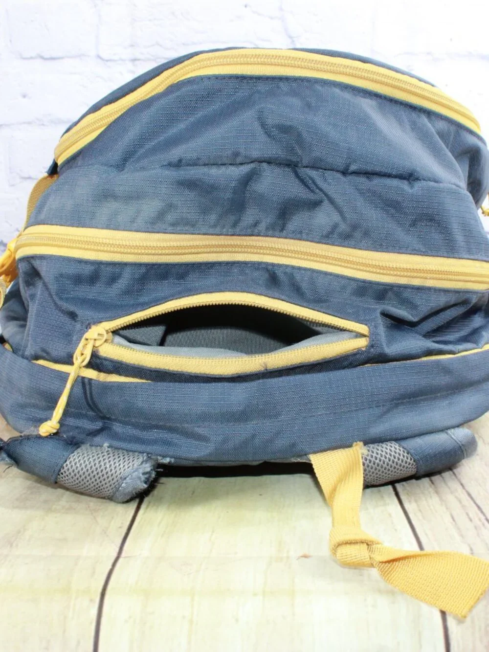 READ–LL Bean Unisex Adult Comfort Carry Portable Locker Pack 42L Backpack Hiking